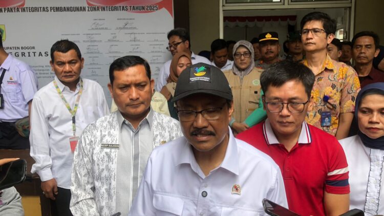 Mensos Saifullah Yusuf: Penyaluran Bansos Dilakukan Melalui Himbara dan PT Pos Indonesia