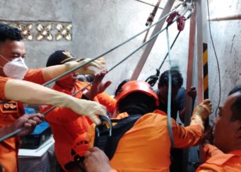 Diduga Terjatuh Saat ke Dapur, Perempuan 53 Tahun di Bogor Tewas di Dalam Sumur