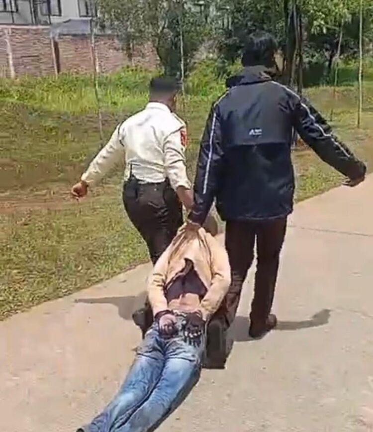 Gagal Curi Motor, Pencuri Bersenjata Api Rakitan Dibekuk di Perumahan Podomoro Golf View