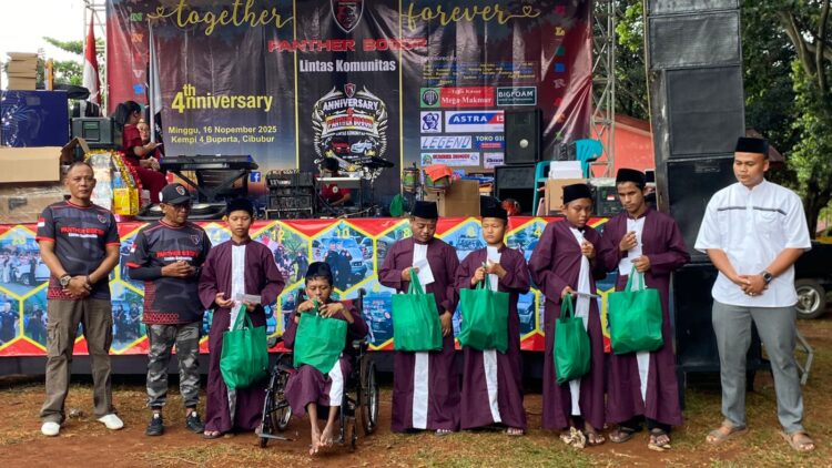 Santuni Anak Yatim Isi Anniversary ke-4 Panther Bogor