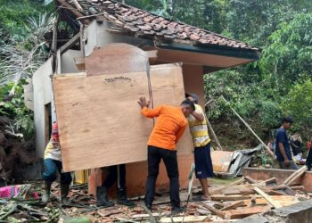 Angin Kencang di Sukamakmur, Satu Rumah Alami Rusak Berat
