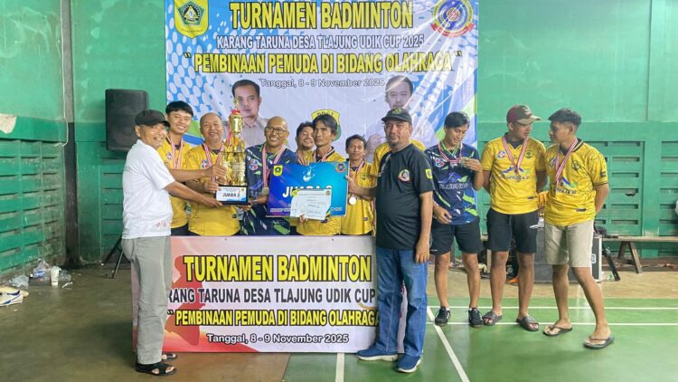 Pokja 30 Sabet Juara Dua Turnamen Badminton Tlajung Udik Cup 2025, Dean: Lancar, Kondusif, dan Harus Terus Berkelanjutan