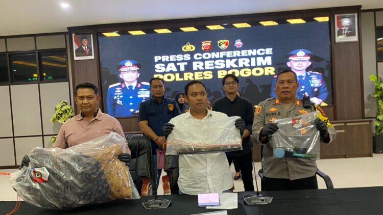 Hasil Otopsi Korban Pembunuhan di Cisarua, Korban Dibunuh Secara Brutal