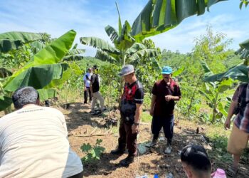 Plt. Camat Cariu: Tanam Pohon Bukan Sekadar Seremonial, Tapi Investasi Masa Depan
