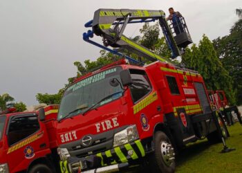 Rogoh Rp2,7 Miliar! Damkar Bogor Beli Mobil Tangga Canggih untuk Gedung Tinggi