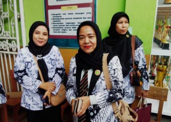 Nahkodai PGRI Cileungsi, Tintin Bertekad Rangkul Guru Negeri dan Swasta Agar Lebih Solid