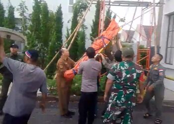 Tersambar Petir! Pekerja Bangunan di Tenjo Bogor Tewas Diduga Gegara Sinyal Ponsel