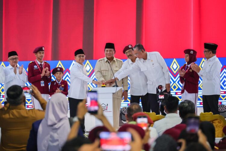 Ikuti Peluncuran 166 Sekolah Rakyat, Wamen Ossy: Setiap Anak Indonesia Berhak atas Pendidikan yang Layak