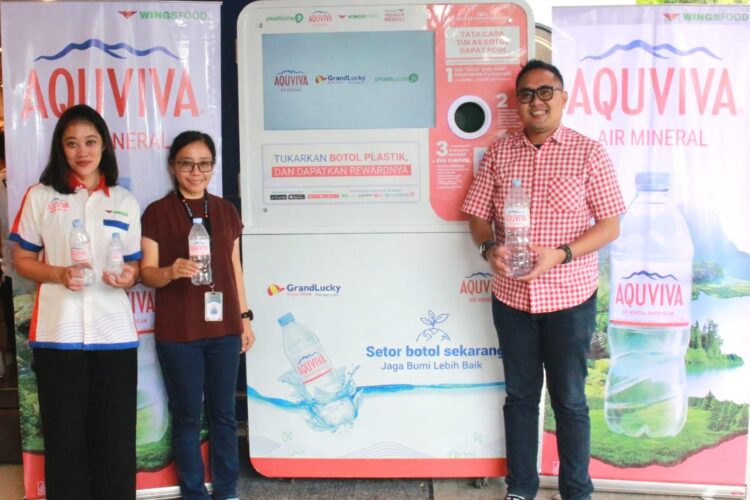 Dorong Daur Ulang di Bali, AQUVIVA Hadirkan Mesin Penukar Botol Plastik di GrandLucky Sanur