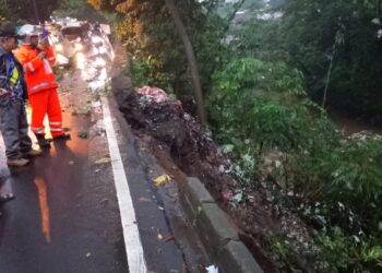Bogor ‘Dikepung’ 17 Bencana dalam Dua Hari: Satu Warga Tewas Tertimpa TPT