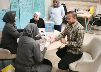 Tingkatkan Produktivitas, BRI Kanca Menara BRILiaN Bersinergi dengan RS Mitra Keluarga Gelar Layanan Kesehatan