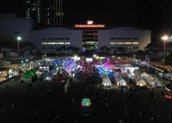 Kemegahan panggung utama Big Bang Festival 2025 di JIExpo Kemayoran Jakarta