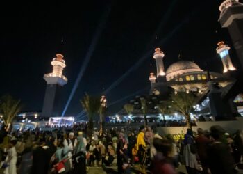 Ustadz Abdul Somad Hadiri Tabligh Akbar Isra Mi’raj di Masjid Nurul Wathon Pakansari