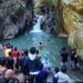 Keindahan kolam air hijau toska di Curug Leuwi Hejo Sentul Bogor