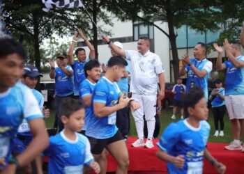 Rudy Susmanto Lepas Cileungsi Runners, Targetkan CFD di Seluruh Kecamatan