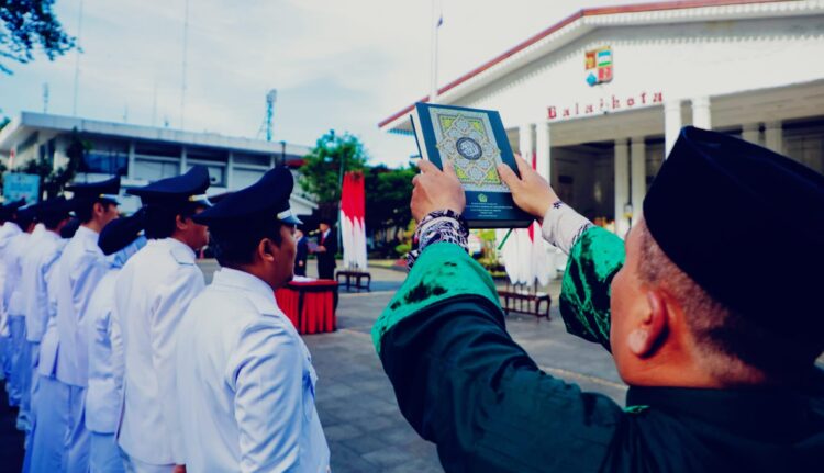 Lantik 245 Pejabat Baru, Dedie Rachim ke Lurah: Harus Peka Nasib Warga