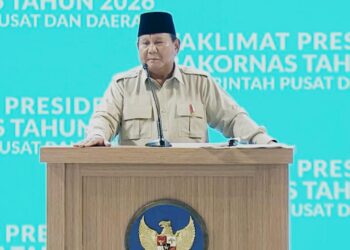 Gemas Lihat Spanduk ‘Ayam Goreng’ di Jalur Hambalang, Prabowo Instruksikan Kepala Daerah Sapu Bersih Sampah Visual