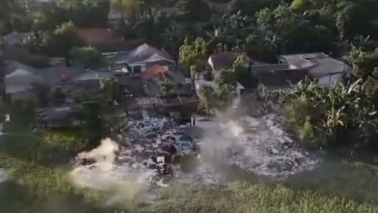 Viral! Tumpukan Sampah di Cikeas Udik Diduga Ilegal, Ini Kata Camat