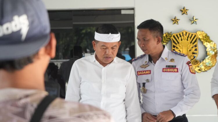 ‎Atasi Kemacetan Puncak, 2.056 Sopir dan Pemilik Angkot ‘Dibayar Libur’ Saat Lebaran