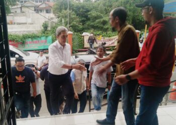 Dedie Rachim Tinjau Kesiapan Relokasi Pedagang ke Pasar Jambu Dua