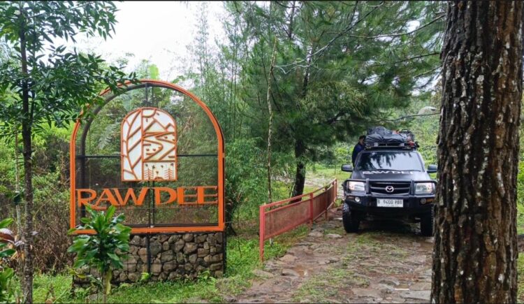 Glamping RAWDEE Sukamakmur: Sensasi Berkemah Mewah Mulai Rp240 Ribu