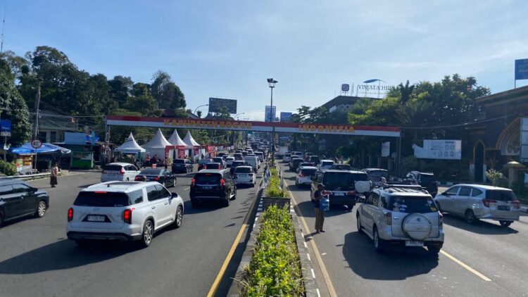 Kunjungan Wisatawan saat Libur Lebaran Lampaui Target, Puncak Masih Jadi Favorit
