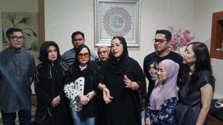 Wadahi Musisi Senior Berkarya, Dewi Diadiva Resmikan Label Musik DD Record