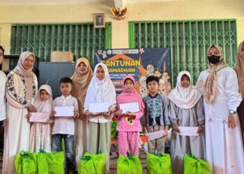 Hangatnya Kebersamaan di SDN Rawailat, Gelar Santunan bagi Siswa Yatim