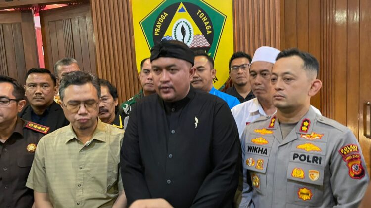 ‎Jangan Takut Lapor! Bupati Rudy Susmanto Jamin Kerahasiaan Identitas Warga yang Adukan Toko Obat Terlarang