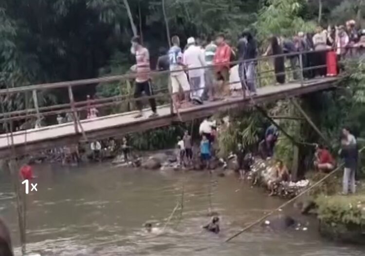 ‎Bocah Tenggelam di Kali Cipayung, Tim Gabungan Lakukan Pencarian