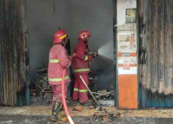 ‎Bengkel Motor di Ranca Bungur Terbakar ‎