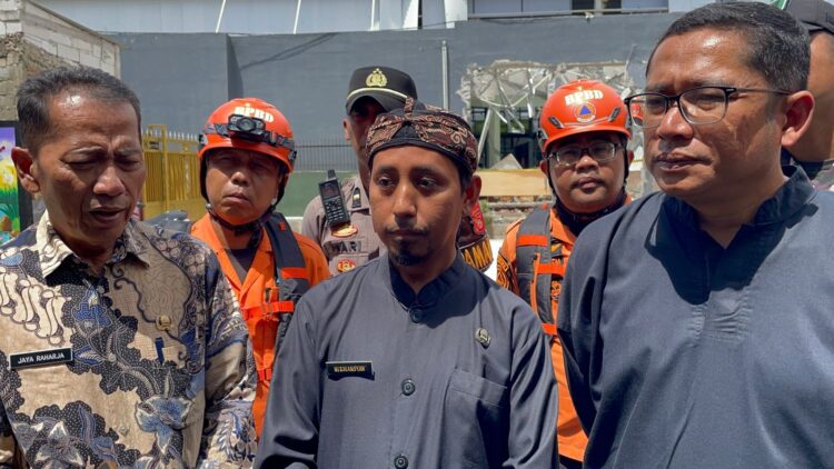 Akibat Ledakan di Loxus Padel Club Gunung Putri, Siswa SDN Ciangsana 03 Belajar Daring