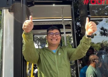Dukung Transportasi Hemat Energi, Sastra Winara Minta Bus Listrik Diperbanyak