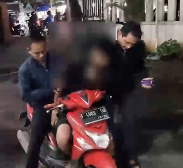 Jaringan Narkoba di Jonggol Digerebek, 2 Pelaku Ditangkap dengan Barang Bukti 1 Kg Ganja dan Sabu