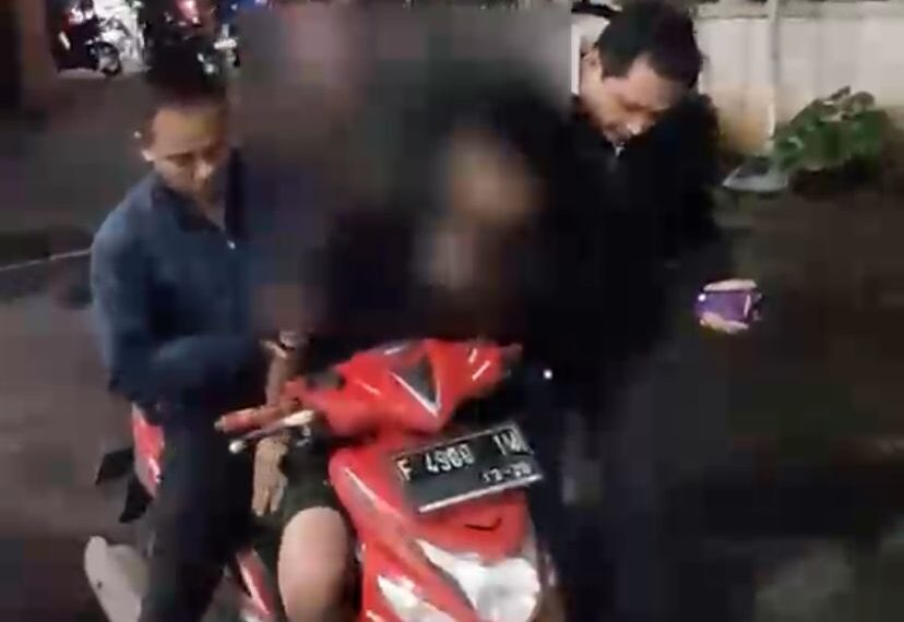 Jaringan Narkoba di Jonggol Digerebek, 2 Pelaku Ditangkap dengan Barang Bukti 1 Kg Ganja dan Sabu