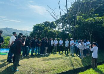 Katar Sumur Batu Bersama Warga Tanam 1.000 Pohon di Sentul City