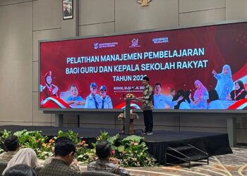 Tingkatkan Mutu Kepsek dan Guru Sekolah Rakyat, Kemensos Berikan Pelatihan di Bogor