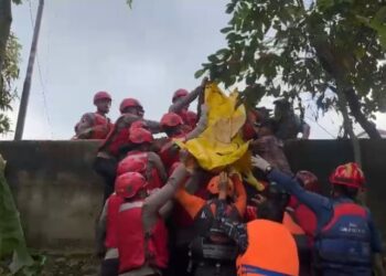 Akhir Pencarian Dayung Patah di Sungai Cilengsi: Dua Pemancing Ditemukan, Korban Terakhir Mengapung 50 Meter dari TKP