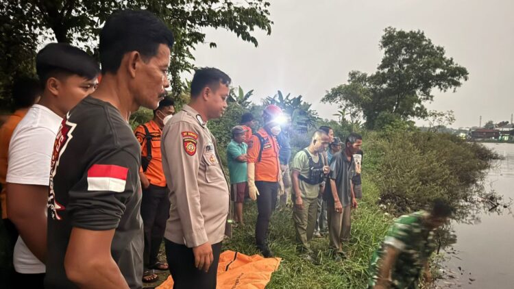 Pria Asal Kota Depok Meninggal Dunia Saat Cari Ikan di Cibinong