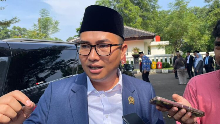 Usai Pengendara Tewas Tertimpa Pohon di Jalan Tegar Beriman, Sastra Desak Pemda Cek Pohon
