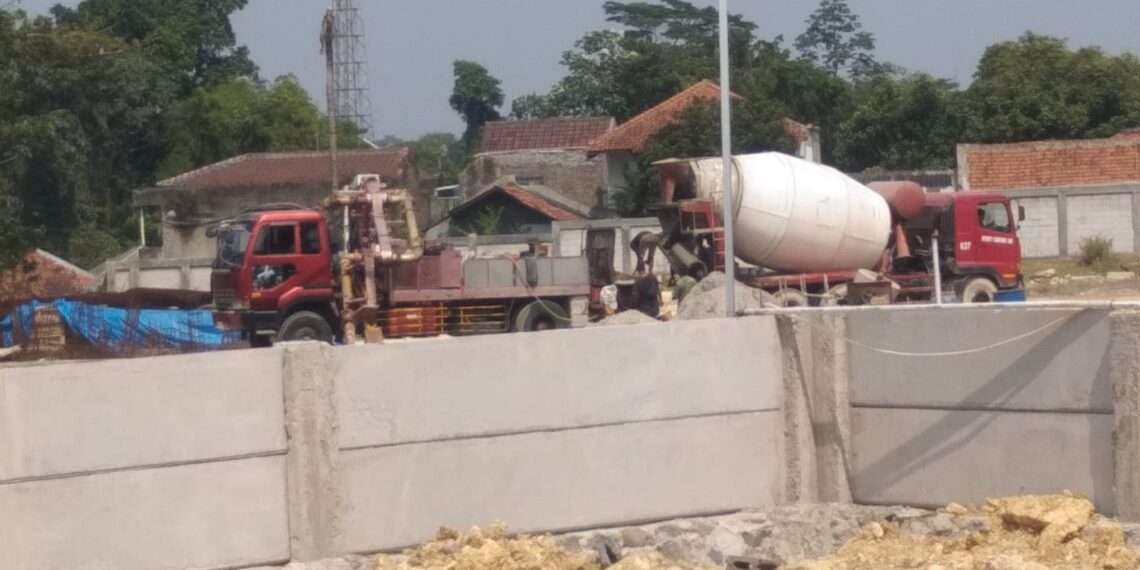 ‎Segel PPNS Jadi Ajang Nego ???? Proyek Padel Masih Anteng Berjalan