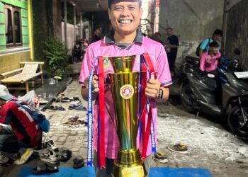 Katar Tlajung Udik Juara, Kades Yusuf Ibrahim Beri Hadiah Liburan