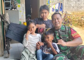 Babinsa Desa Cijayanti Gencarkan Komsos Keamanan di Pasir Karet