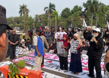 Aliansi Mahasiswa dan Warga Sukajaya Geruduk Pemkab Bogor, Ini Tuntutannya!