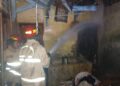 Diduga Korsleting Listrik, Dua Rumah Terbakar di Ciampea