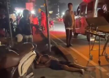 Pemotor Tewas Terserempet Mobil Saat Pindah Lajur di Parung