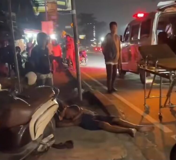 Pemotor Tewas Terserempet Mobil Saat Pindah Lajur di Parung