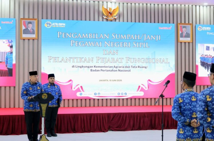 Ambil Sumpah/Janji 1.322 PNS Baru, Wamen Ossy: Awal Mulainya Tanggung Jawab ASN