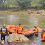 Bocah Berusia 6 Tahun Hanyut di Sungai Cianten, Hari Pertama Belum Ditemukan
