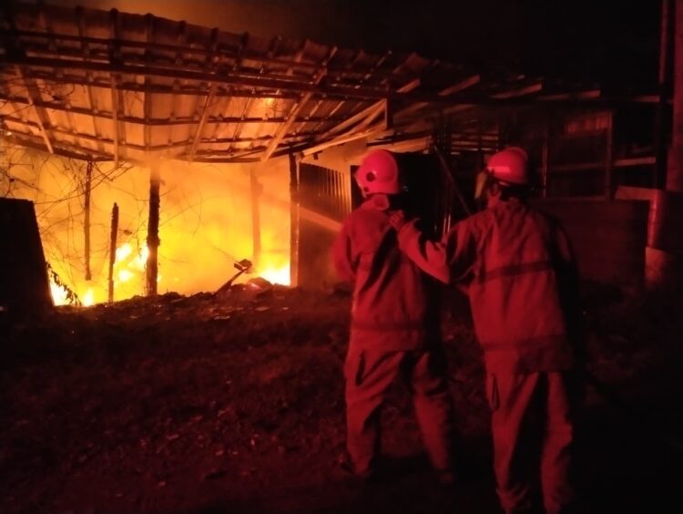 Rumah di Perumahan Paspampres Cileungsi Bogor Terbakar Akibat Korsleting Listrik